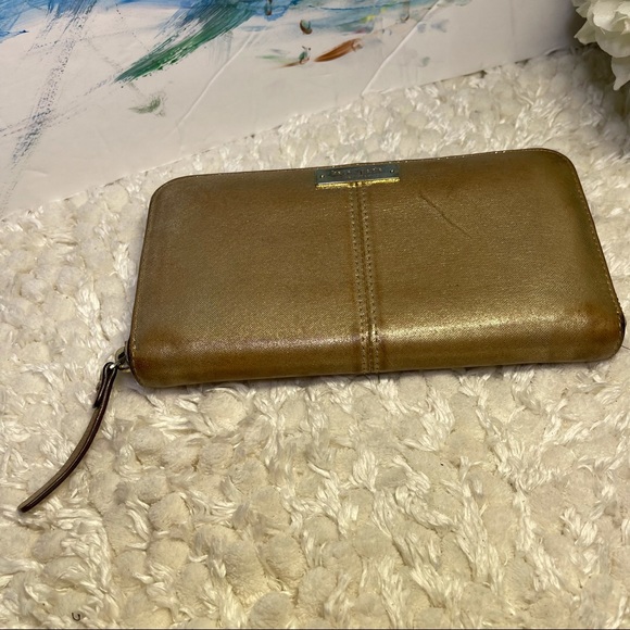 COPY - Kate Spade ♠️ New York leather gold wallet - Picture 6 of 9